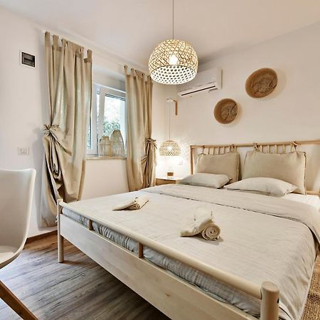 Pikarin Rooms B&B Върсар Екстериор снимка