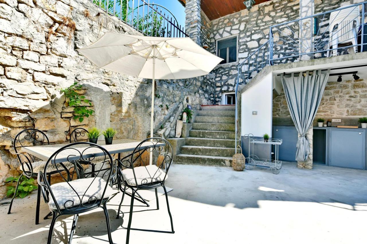 Pikarin Rooms B&B Върсар Екстериор снимка